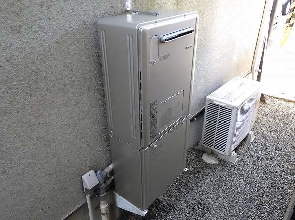 RVD-E2405SAW2-1(A)】（リンナイ）ガスふろ給湯器交換・取替工事例