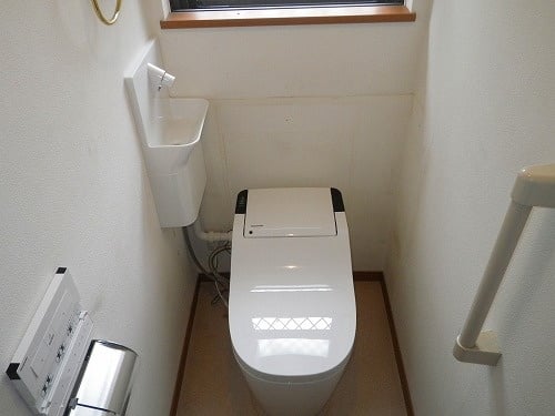 新型アラウーノ】（パナソニック：XCH1303WS）トイレ便器交換・取替