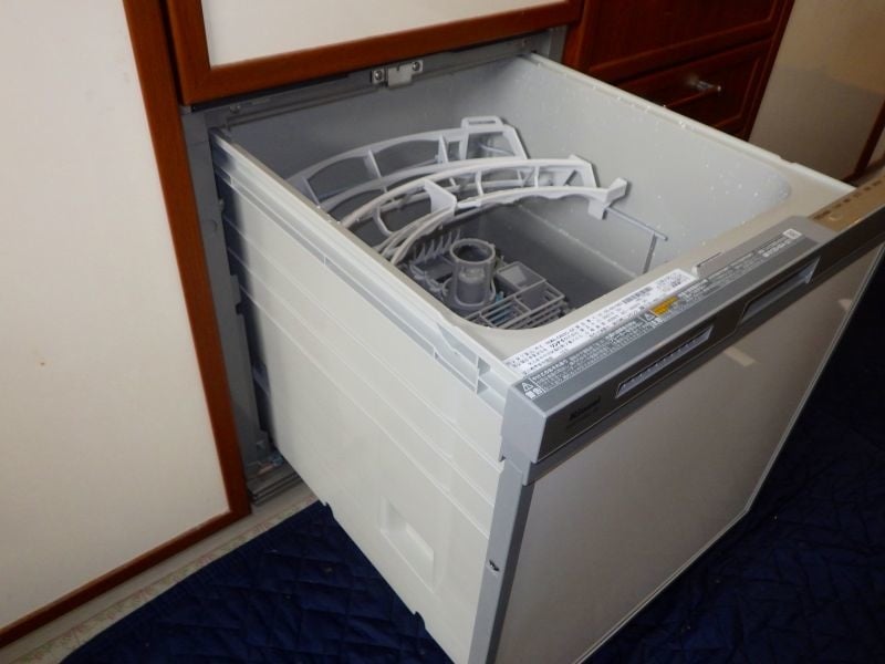 DW-S31B（K）】から【RSWA-C402C-SV】（リンナイ）ビルトイン食洗機